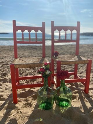 Sillas madera castellana vintage enea rojas