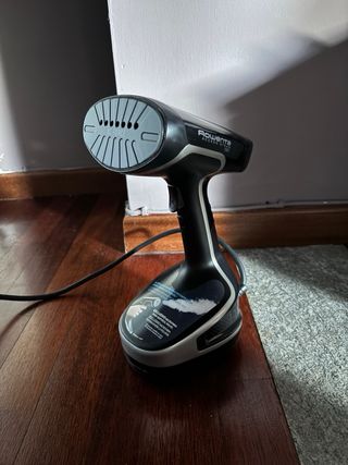 Rowenta Access Steam Force Stiratore Verticale