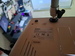 Proyector Wimius K5 Blanco y Negro