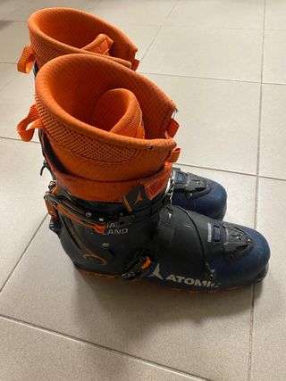 Botas Esquí Travesía Atomic Backland modelo clasic