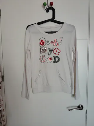 Camiseta blanca con lentejuelas