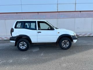 NISSAN TERRANO II EL 2.7 TDI DE 125 CV DIESEL 4X4