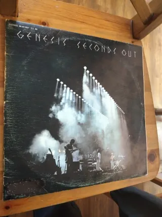 Genesis Seconds Out LP