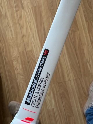 Raqueta Babolat Pure Strike 100 2025