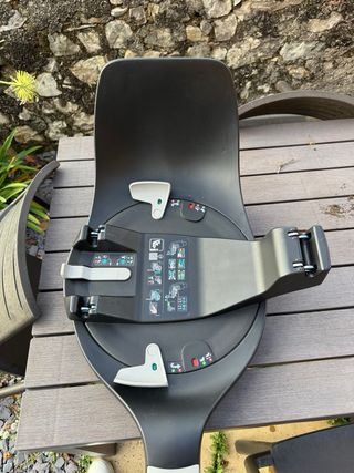 Base Isofix per ovetto e seggiolino auto