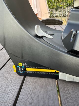 Base Isofix per ovetto e seggiolino auto