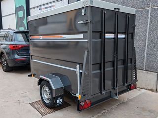 NUEVO: Remolque cerrado 750 kg
