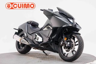 HONDA NM4 VULTUS