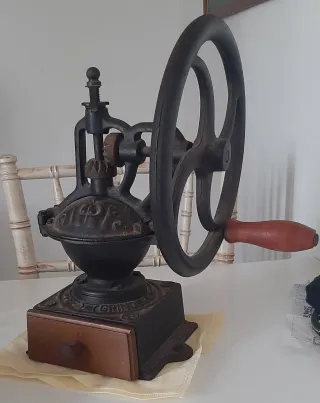 Molinillo de café de hierro fundido