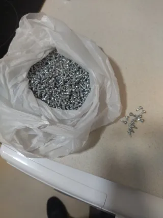 Tornillos rosca chapa 3 x 12 mm bolsa pesa 1,8kg