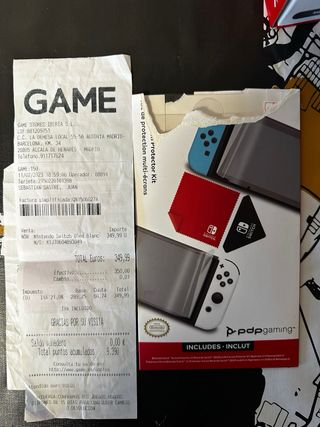 Nintendo Switch OLED Bianca e Nera