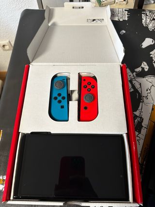 Nintendo Switch OLED Bianca e Nera