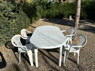 Mesa y 4 Sillas Exterior Plástico