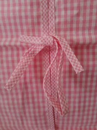 Portapannolini da appendere con cuore rosa