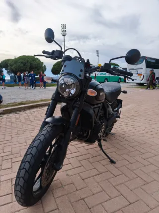 Ducati Scrambler Icon 2021