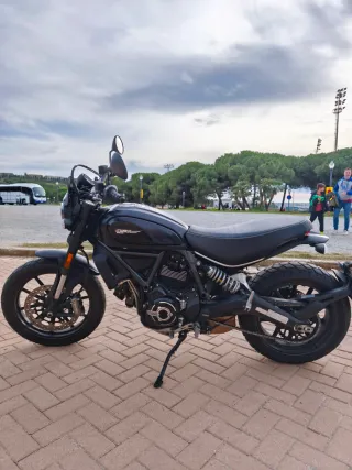 Ducati Scrambler Icon 2021