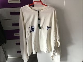 Camiseta Scuffers manga larga blanco roto.