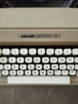 Olivetti Lettera 25 Máquina de Escribir Vintage
