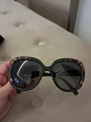 Occhiali da sole donna neri e marroni