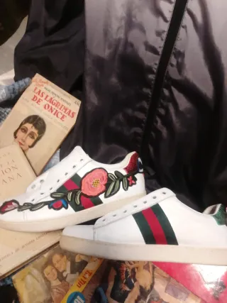 Zapatillas Gucci Blancas Bordadas