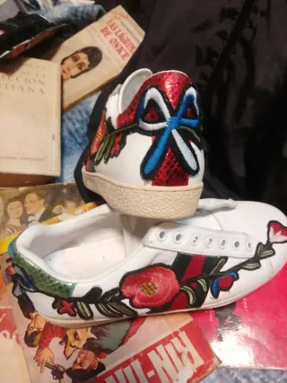 Zapatillas Gucci Blancas Bordadas