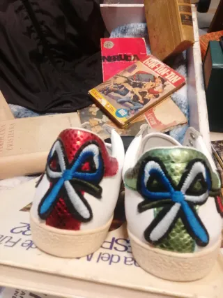 Zapatillas Gucci Blancas Bordadas