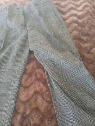 Pantalón invierno Adolfo Domínguez gris burdeos