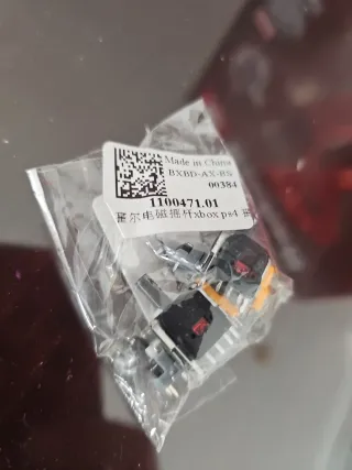 4 Joystick magnetici PS4 e Xbox