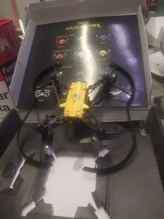 Dron Parrot MiniDrones Negro/Amarillo