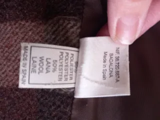 Trenca cuadros capucha