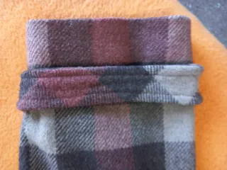 Trenca cuadros capucha