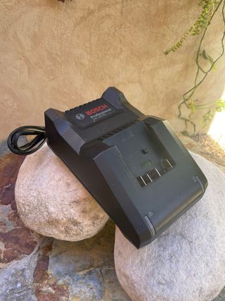 Cargador Bosch Profesional GAL 18V-40