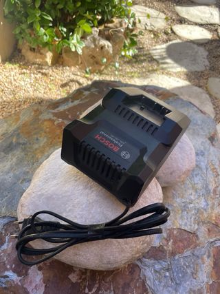 Cargador Bosch Profesional GAL 18V-40