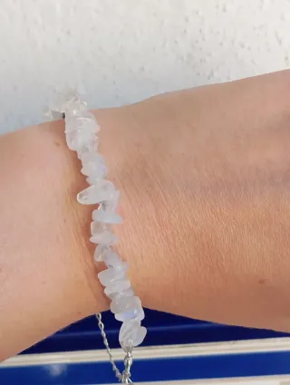 Pulsera Piedra Luna natural de chips ajustable