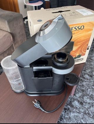Cafetera Nespresso Vertuo Next DeLonghi
