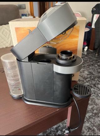 Cafetera Nespresso Vertuo Next DeLonghi