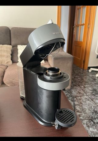 Cafetera Nespresso Vertuo Next DeLonghi
