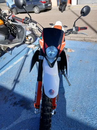 UM DSR EX 125