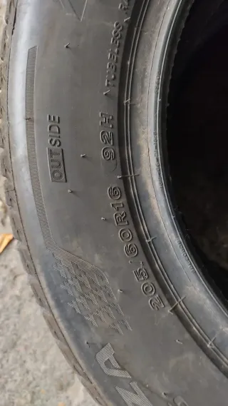 Bridgestone 205/60/16 92H Neumático