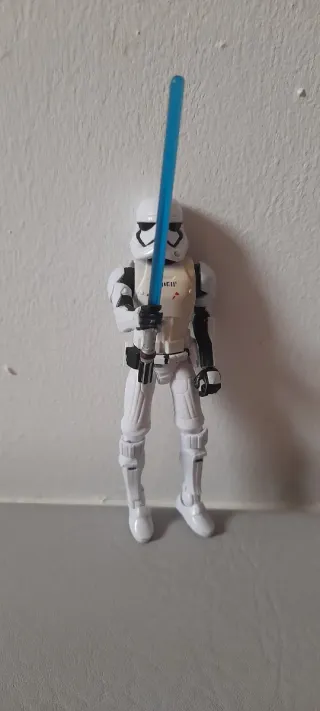 Figuras Star Wars Kylo Ren, Stormtrooper, Vader, R