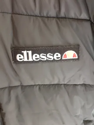 Plumas Ellesse negro