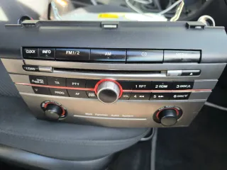 Radio Mazda 3
