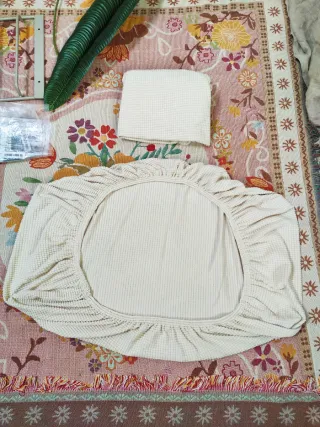 2 Fodere per divani o poltrone beige