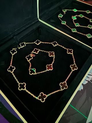 Conjunto Van Cleef 18kt Oro Rojo y Verde