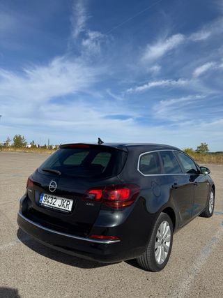 Opel Astra 2015