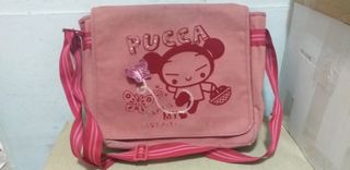 Mochila bandolera Pucca rosa (portaordenador)
