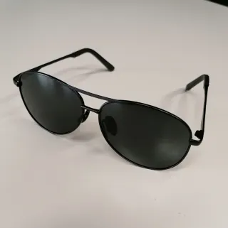 Occhiali da sole a goccia