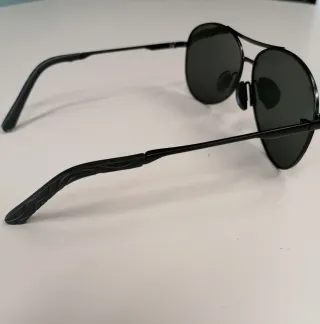 Occhiali da sole a goccia