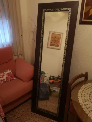 Espejo de pie madera y cristal.SOLO HOY 100€