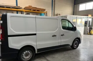 Nissan NV300 2022